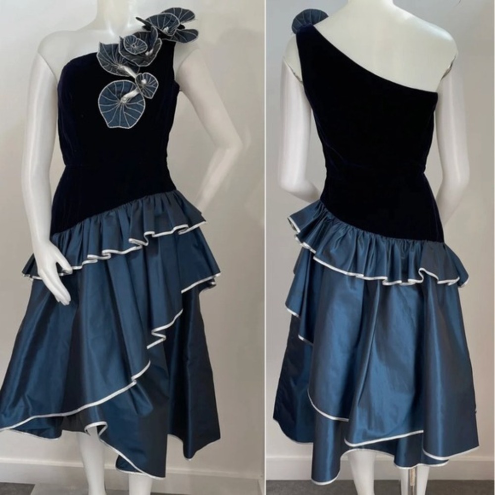 VTG 80s PROM Dress Victor Costa  Tiered Ruffle Velvet Taffeta Women's 8